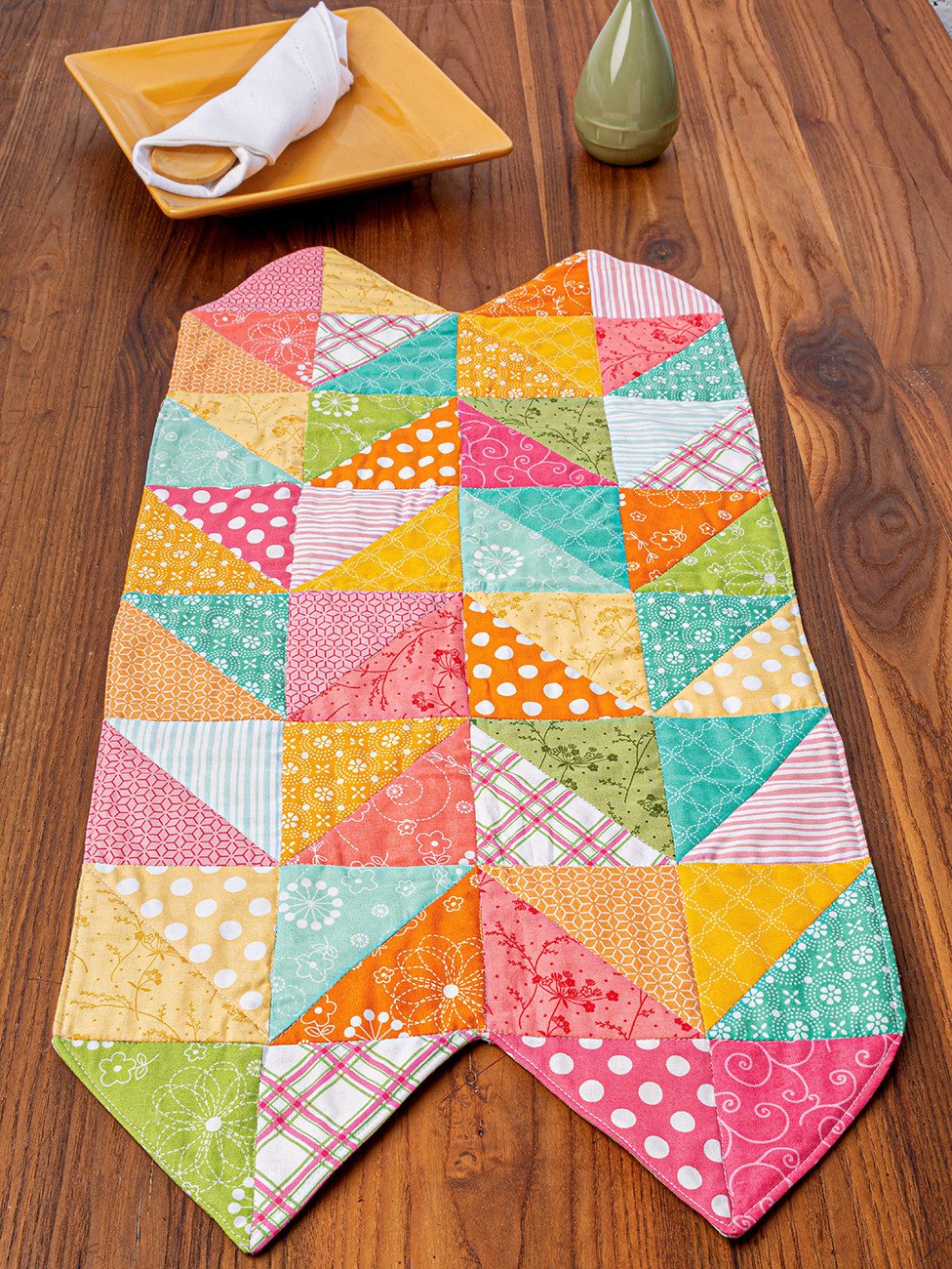 Book - Annies Quilting - Fun With Squares