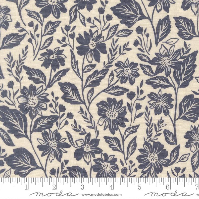 Moda - Lella Boutique - True Love - Floral Navy and Cream 5260 21