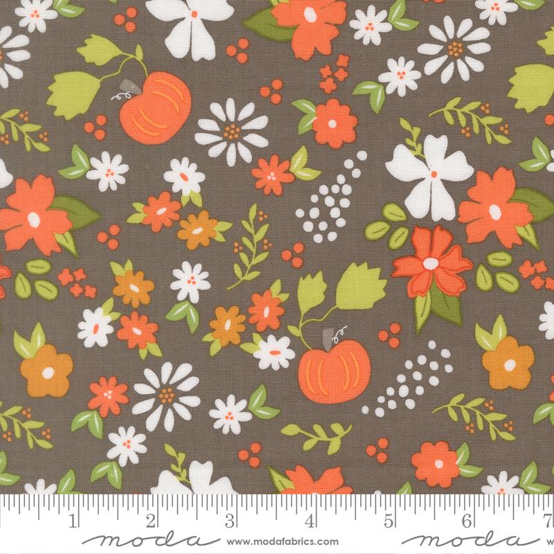Moda - Sherri & Chelsi - Birch and Willow - Pumpkin Patch Slate 37720 17