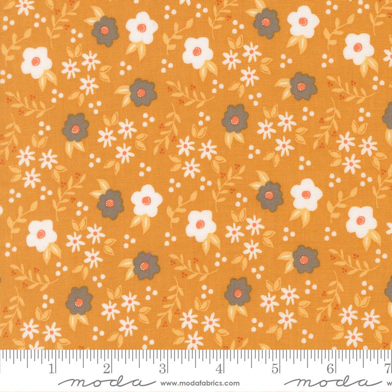 Moda - Sherri & Chelsi - Birch and Willow - Mums Golden 37725 12