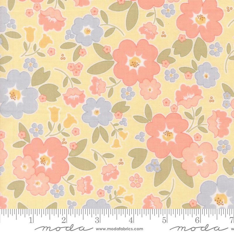Moda - My Sew Quilty Life - Handmade Sweetness - Vintage Blooms Butter 31790 12