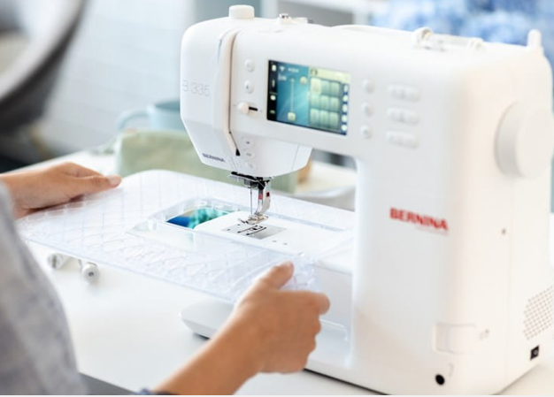 BERNINA 335 - PICK UP IN STORE ONLY