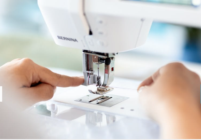 BERNINA 335 - PICK UP IN STORE ONLY