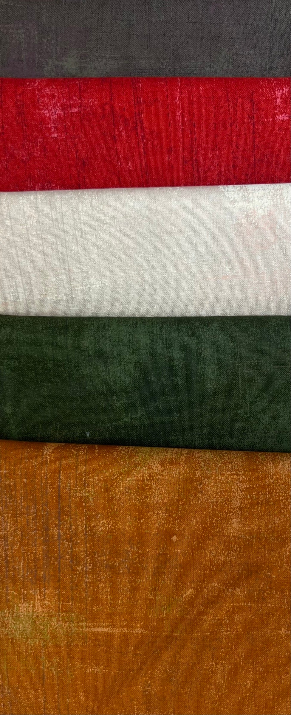 Fat Quarter Bundle - Grunge Earthy (Orange, Green, Brown, Red, Cream) - 5 skus