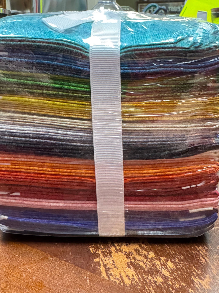 Fat Quarter Bundle - Northcott - Canvas 32skus