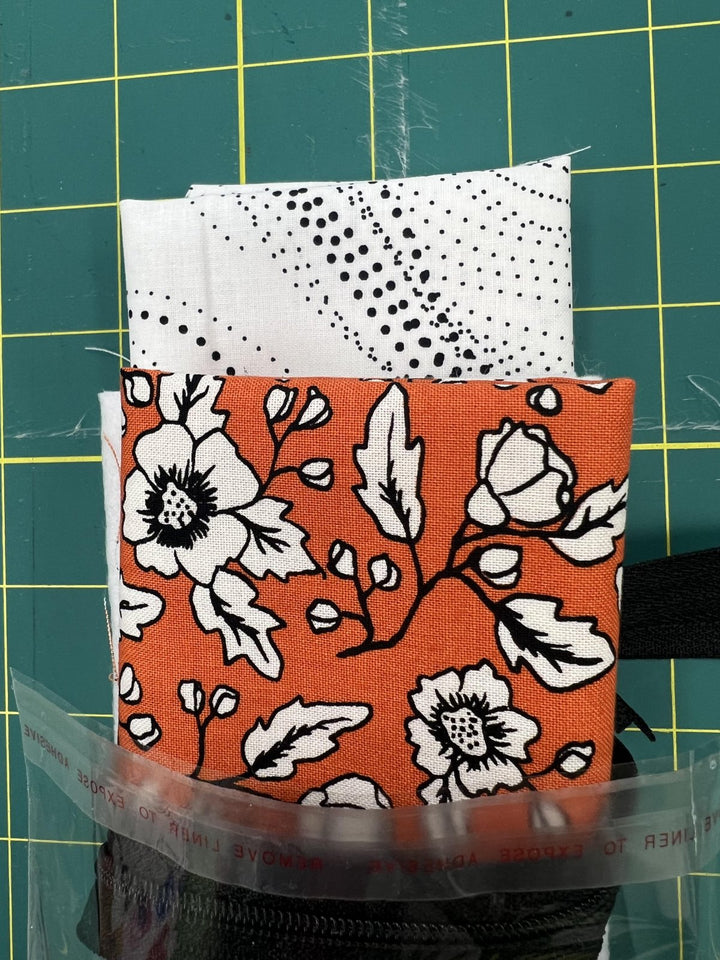 KIT - Coin Purse - Orange Black and White Floral