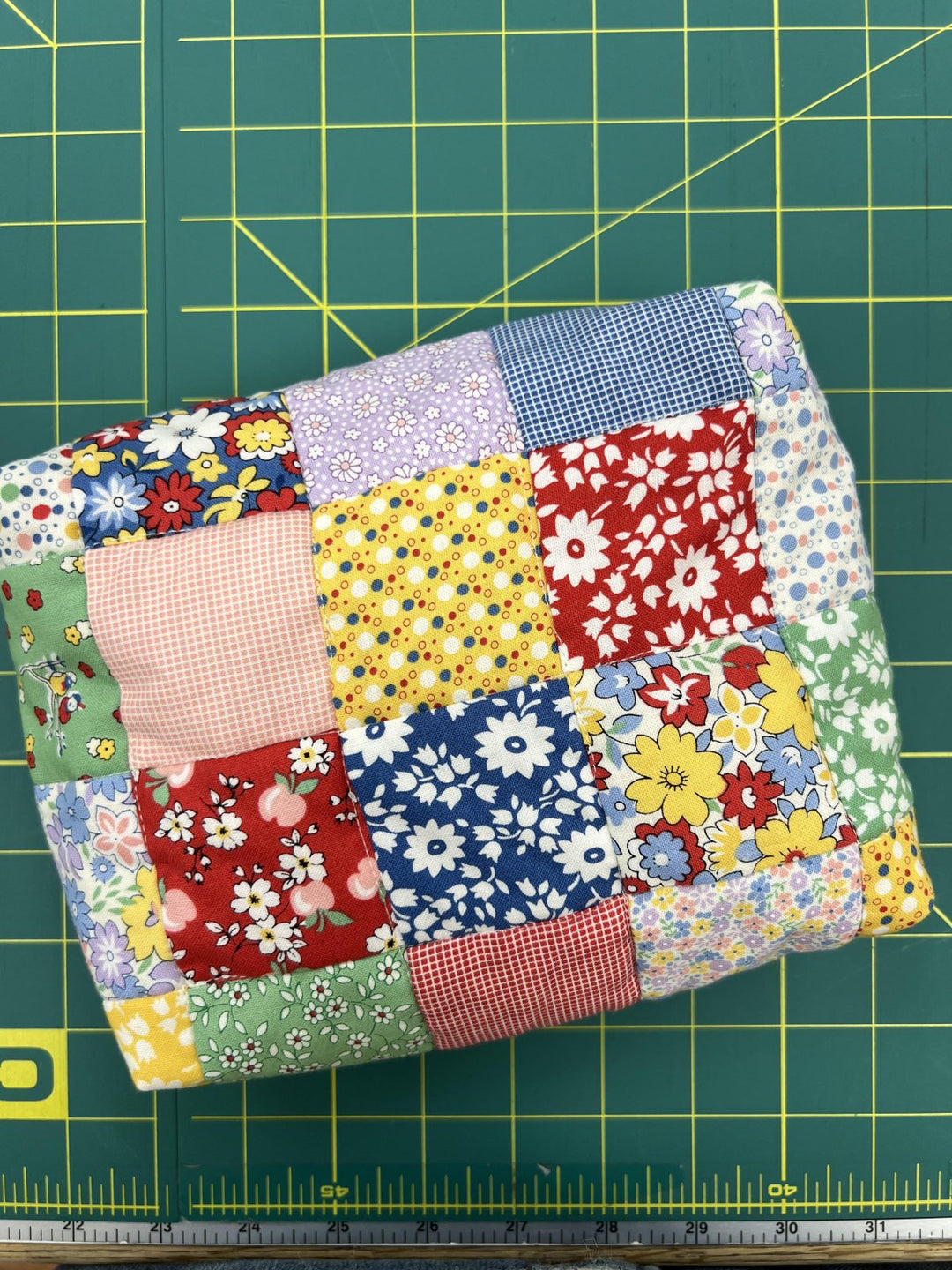 KIT - Mini Charm Bag- 30's Playtime 2025 - 7½ ” wide x 6” tall x 2¾ ” deep