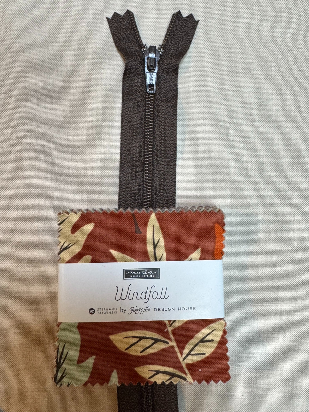 KIT - Mini Charm Bag - Windfall 7½ ” wide x 6” tall x 2¾ ” deep