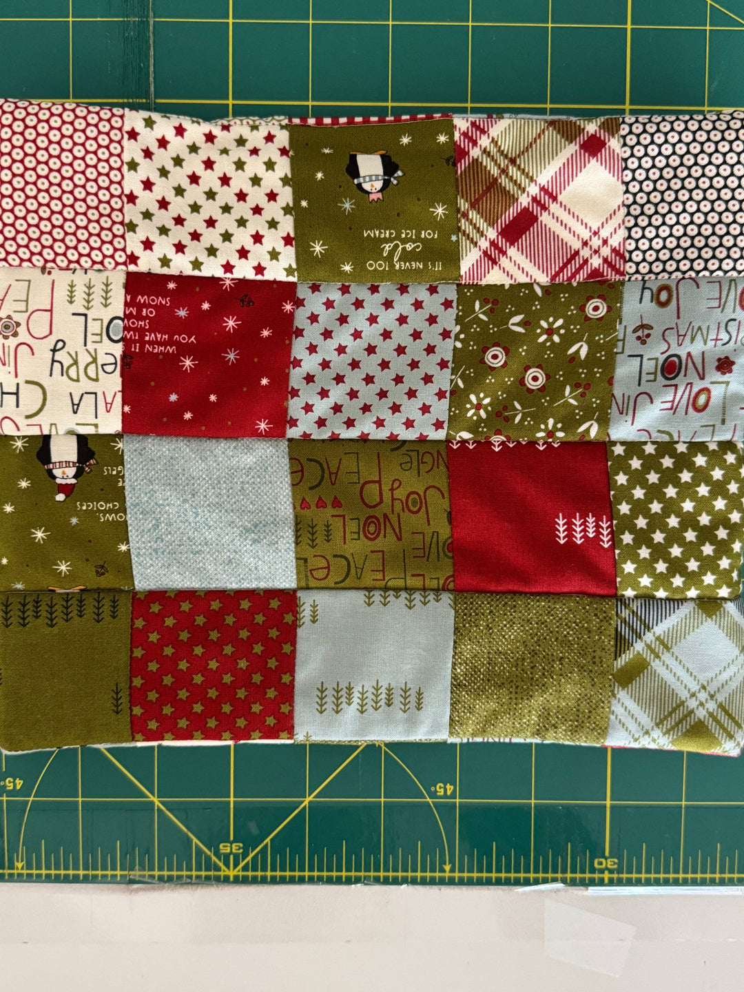 KIT - Patchwork Pouch - Chilly 9.5" wide x 8" tall