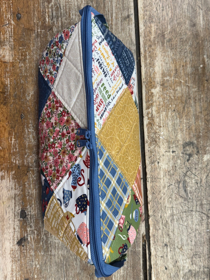 KIT - Touch of Sugar Pouch 12.5"x6"x6" (Pattern NOT included)