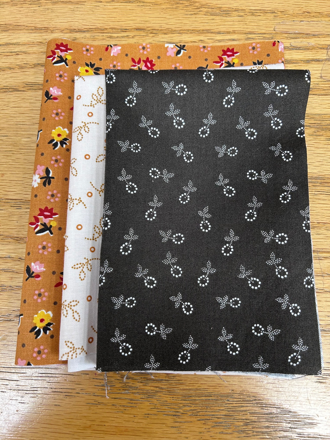 Kit - Newport Fingertips 5"x7" - LORI (Pattern NOT included)