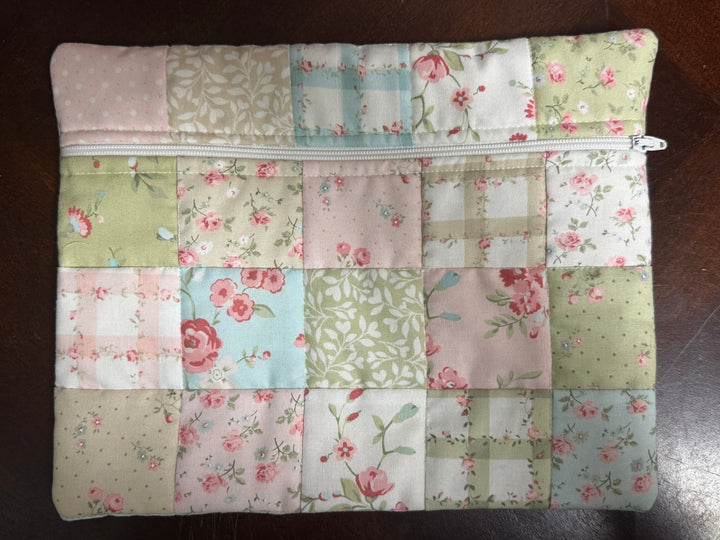 Kit - Patchwork Pouch - Abide