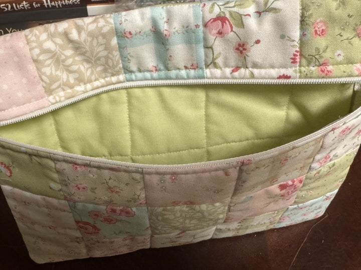 Kit - Patchwork Pouch - Abide