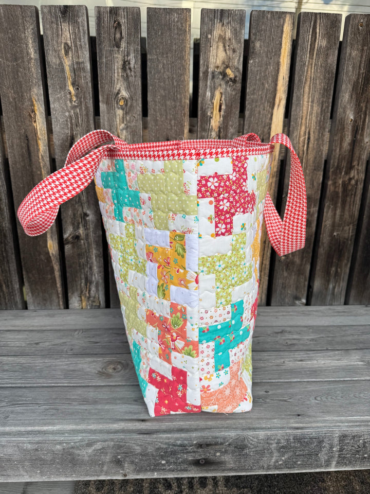 Kit - Quilter's Tote - GREEN Interior & Handles  (Pattern NOT included)