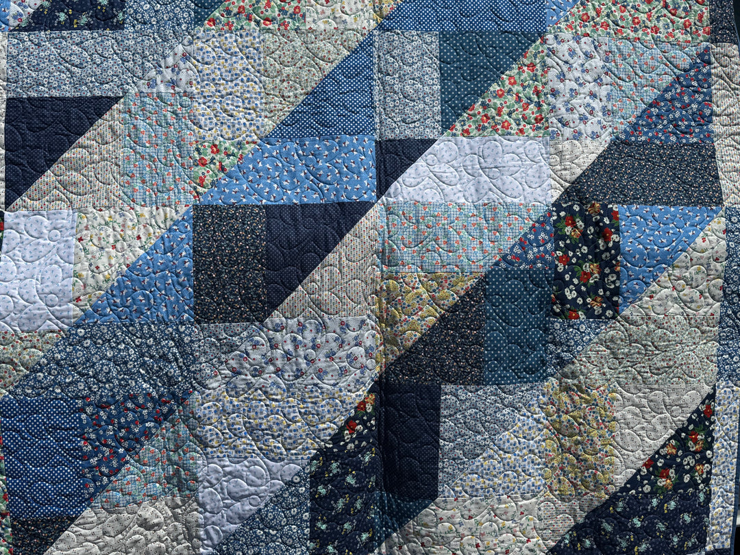 Kit - Twisting & Turning 67"x82"