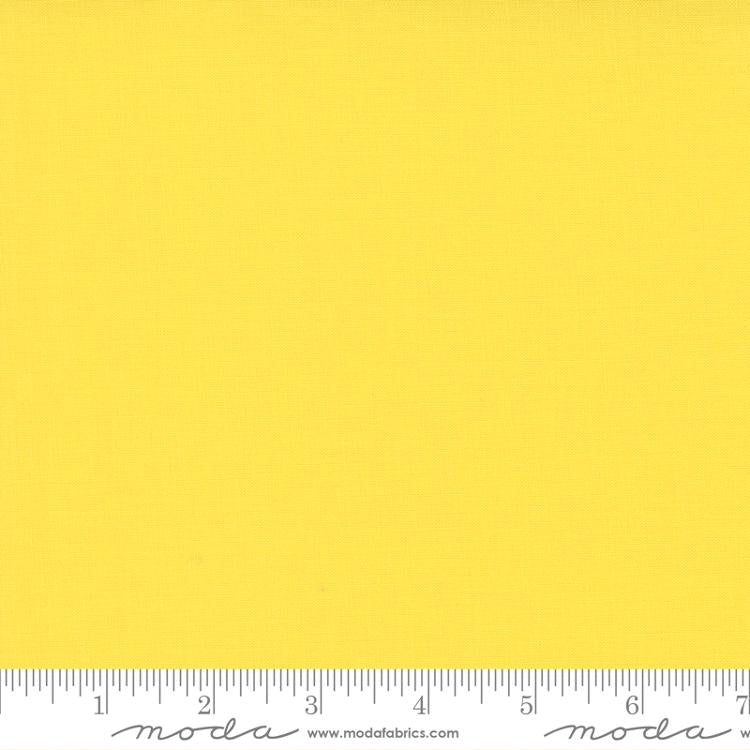 Moda - Bella Solids - Daffodil 9900 250