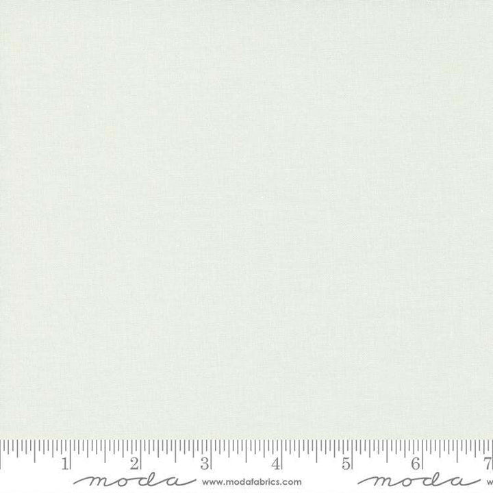 Moda - Bella Solids - Feather 9900 127
