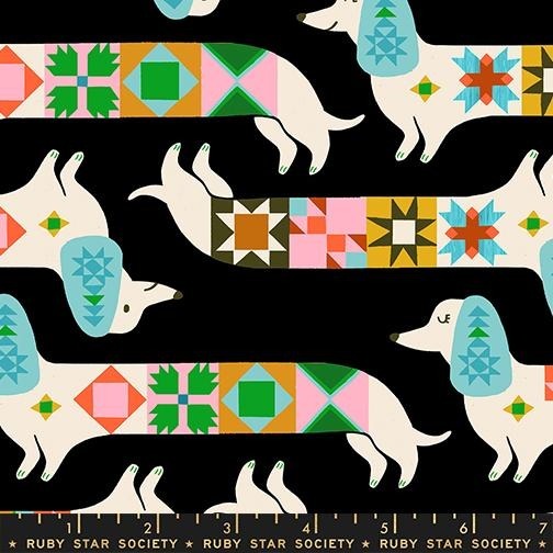 Moda - Ruby Star - 1 800 Notion - Quilty Dog Soft Black RS5213 13