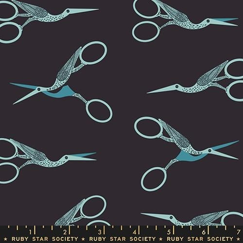Moda - Ruby Star - 1 800 Notion - Stork Scissors Soft Black RS5216 15