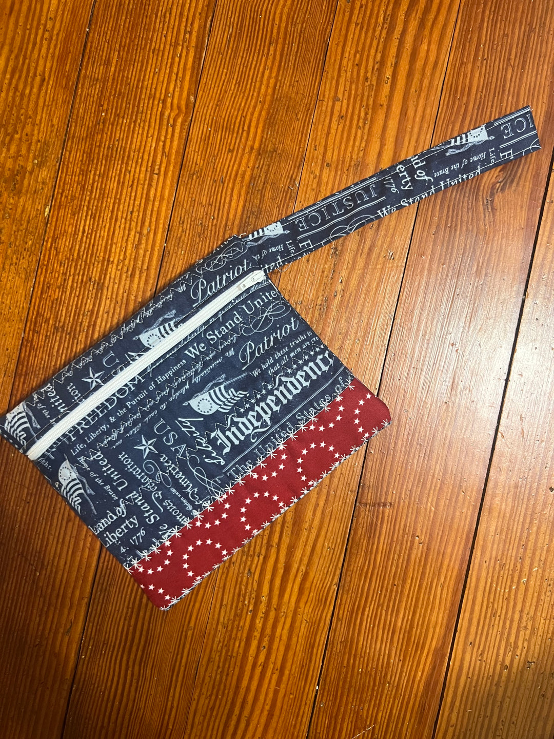 Quick Zip Bag -  PATTERN NOT INCLUDED - Blue and Red Independence