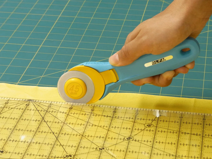 Rotary Cutter - Olfa - Quick Change Splash 45mm AQUA