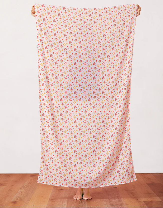 Paintbrush Studio - What A Catch - KC Heart Toss - White