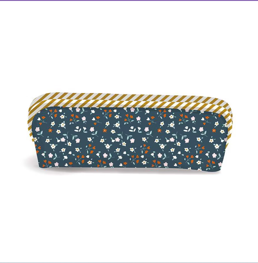 Panel - Cottage Pouch 35 1/2" x 43 1/2"